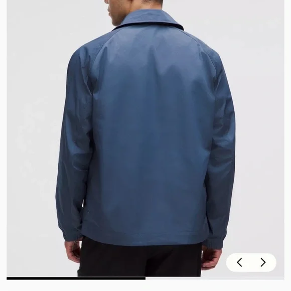 lululemon athletica Coaches Men's Lightweight Jacket - Picture 2 of 6